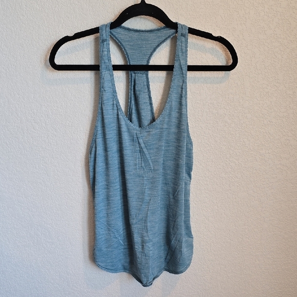 lululemon Blue Sleeveless Women's Tank Top - Picture 1 of 3